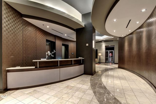 360 Nueces ST 3907, Austin, TX 78701
