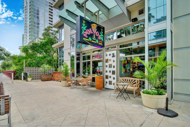360 Nueces ST 3907, Austin, TX 78701