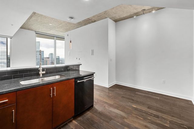 360 Nueces ST 3907, Austin, TX 78701