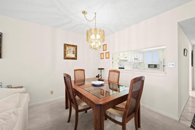 3154 Via Poinciana 412, Lake Worth, FL 33467
