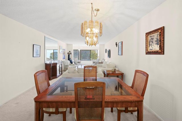3154 Via Poinciana 412, Lake Worth, FL 33467
