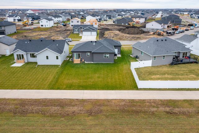 6628 14th Street S, Fargo, ND 58104