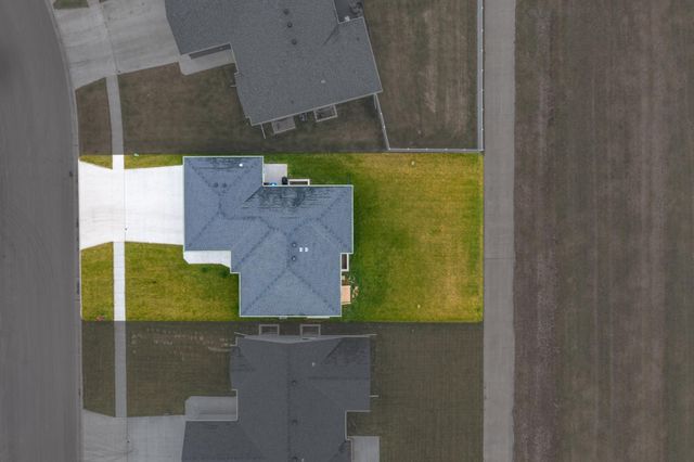 6628 14th Street S, Fargo, ND 58104