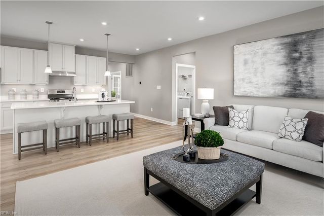 208 Woodcreek RD, Williamsburg, VA 23185