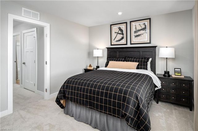 208 Woodcreek RD, Williamsburg, VA 23185