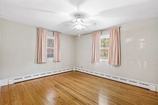 20 Freeman St, Norton, MA 02766