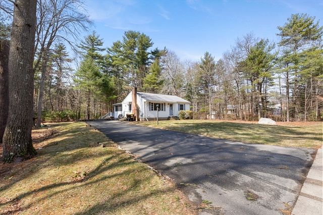 20 Freeman St, Norton, MA 02766