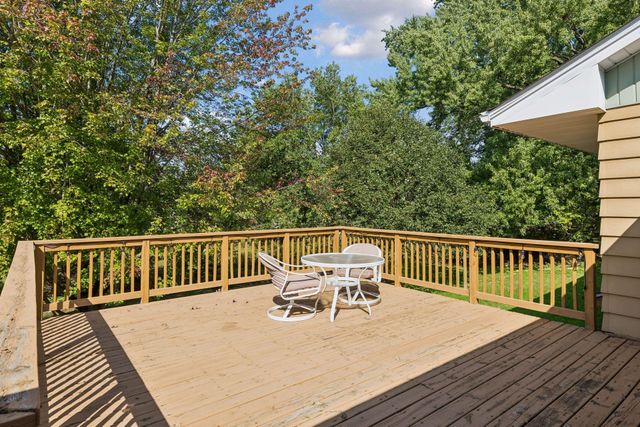 2131 Perry Avenue N, Golden Valley, MN 55422