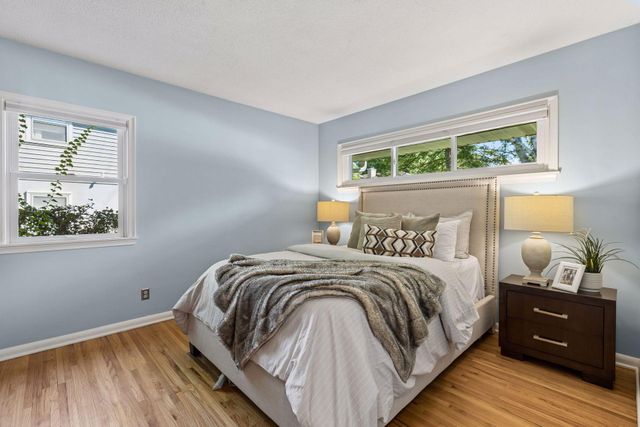 2131 Perry Avenue N, Golden Valley, MN 55422