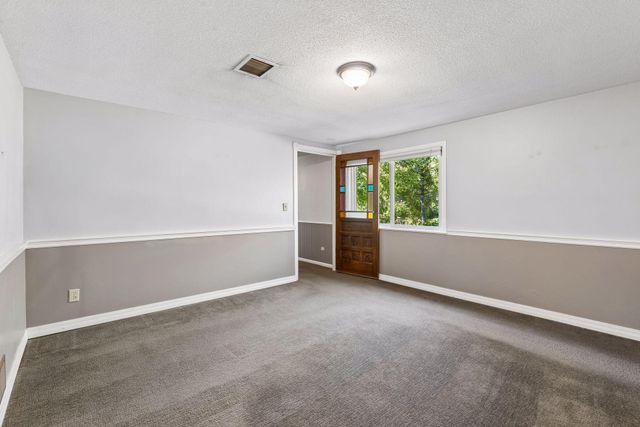 2131 Perry Avenue N, Golden Valley, MN 55422