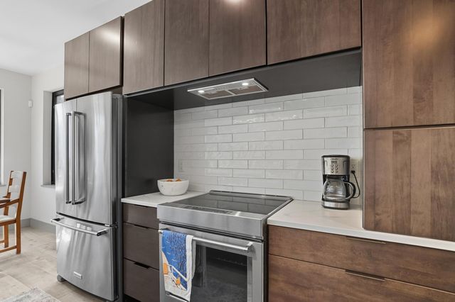 249 E Greenwood Avenue, Columbus, OH 43201