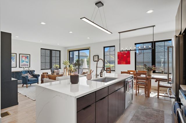 249 E Greenwood Avenue, Columbus, OH 43201