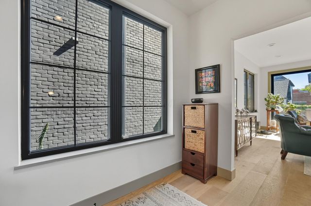 249 E Greenwood Avenue, Columbus, OH 43201