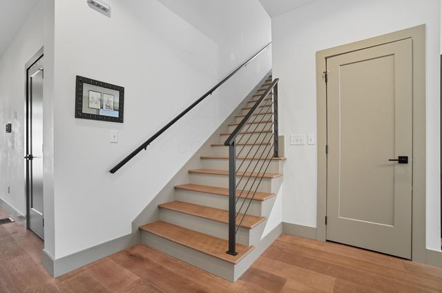 249 E Greenwood Avenue, Columbus, OH 43201