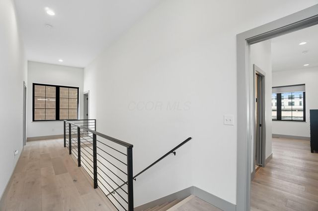 249 E Greenwood Avenue, Columbus, OH 43201