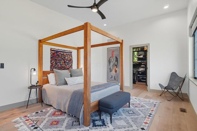 249 E Greenwood Avenue, Columbus, OH 43201