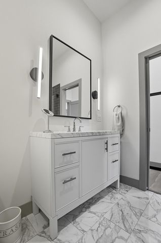 249 E Greenwood Avenue, Columbus, OH 43201