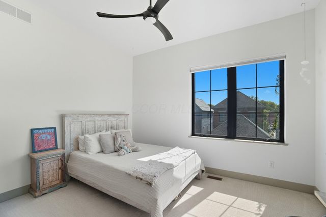 249 E Greenwood Avenue, Columbus, OH 43201