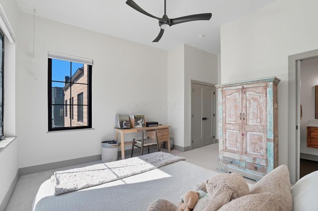 249 E Greenwood Avenue, Columbus, OH 43201