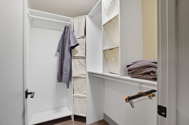 249 E Greenwood Avenue, Columbus, OH 43201