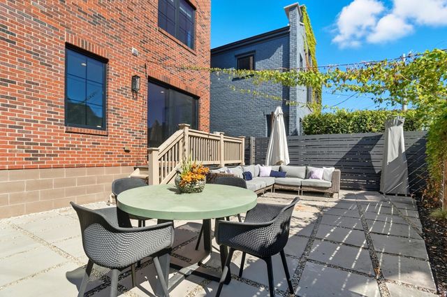 249 E Greenwood Avenue, Columbus, OH 43201