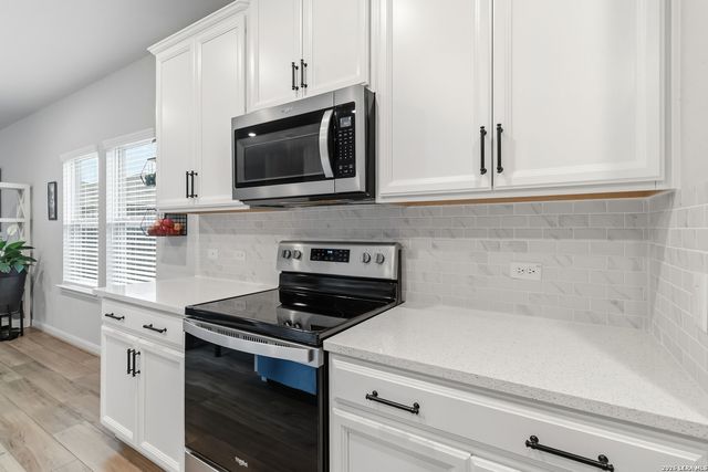 335 SHELTON PASS, Cibolo, TX 78108