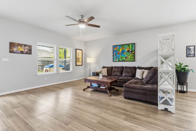 335 SHELTON PASS, Cibolo, TX 78108