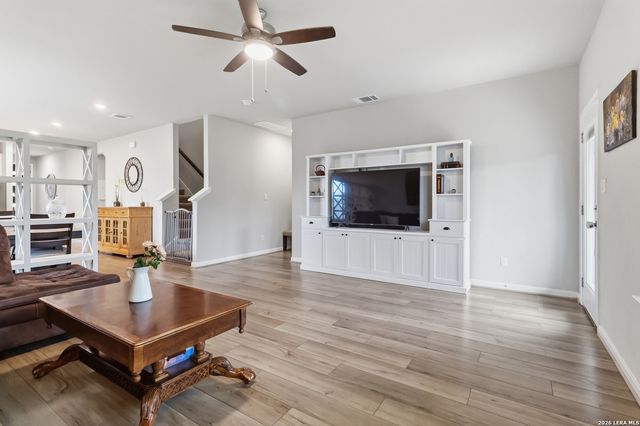 335 SHELTON PASS, Cibolo, TX 78108