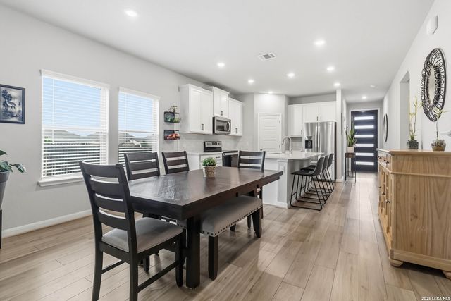 335 SHELTON PASS, Cibolo, TX 78108