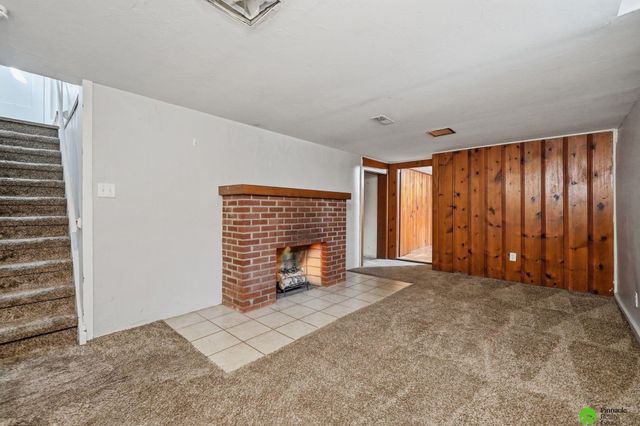 6310 Leighton Avenue, Lincoln, NE 68507