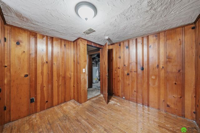 6310 Leighton Avenue, Lincoln, NE 68507