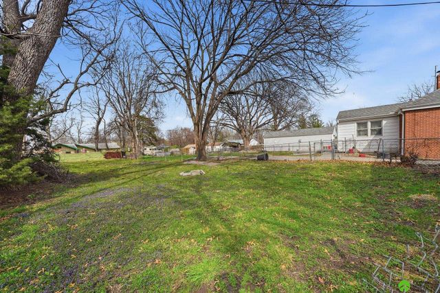 6310 Leighton Avenue, Lincoln, NE 68507