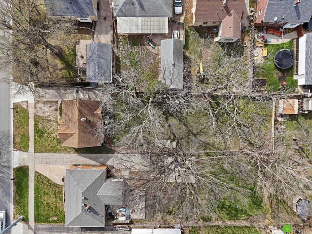 6310 Leighton Avenue, Lincoln, NE 68507