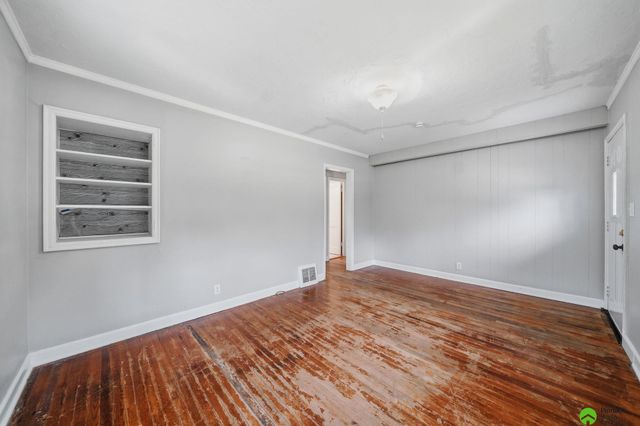 6310 Leighton Avenue, Lincoln, NE 68507