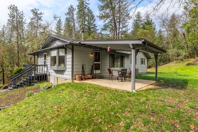 207 Crossbow Lane, Grants Pass, OR 97526