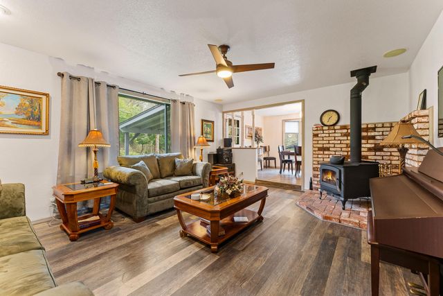 207 Crossbow Lane, Grants Pass, OR 97526