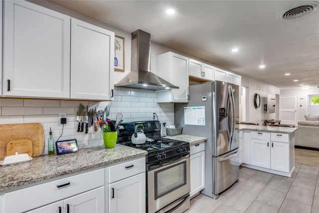 6921 Valhalla Road, Fort Worth, TX 76116