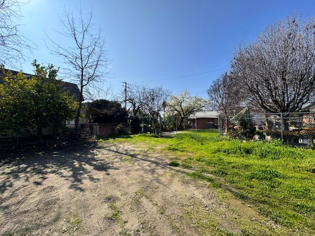 297 S Cornell Street, Porterville, CA 93257