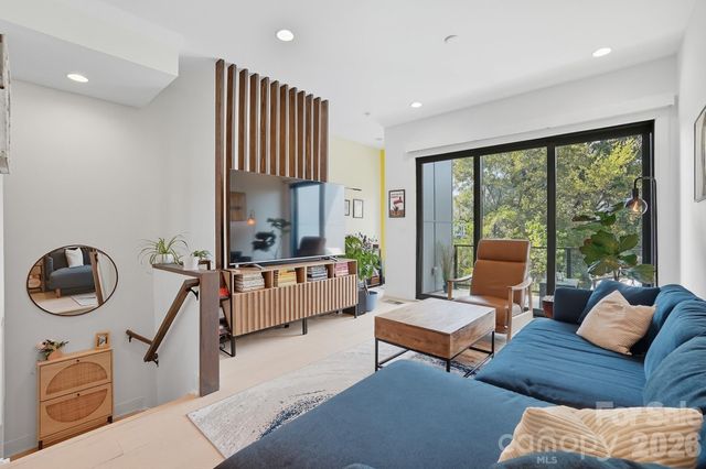 1003 Zinc Lane, Charlotte, NC 28205