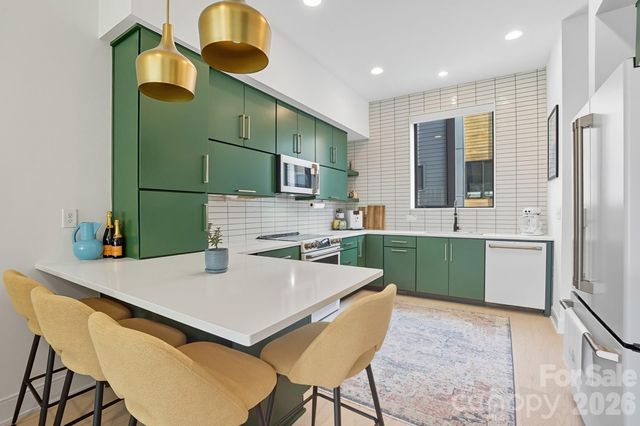 1003 Zinc Lane, Charlotte, NC 28205