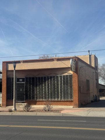 315 Rio Grande Boulevard NW, Albuquerque, NM 87104