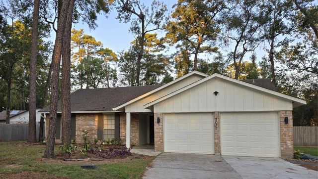 2012 E Lacey Oak Circle, The Woodlands, TX 77380