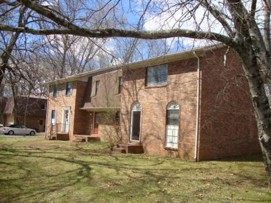 1623 Huntington Drive, Murfreesboro, TN 37130