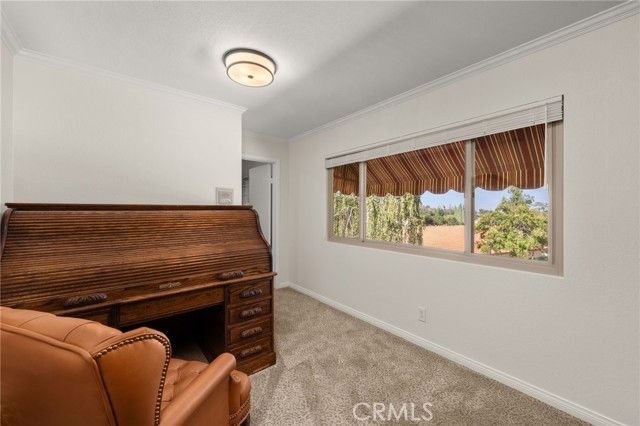 1922 Country Club Lane, Redlands, CA 92373