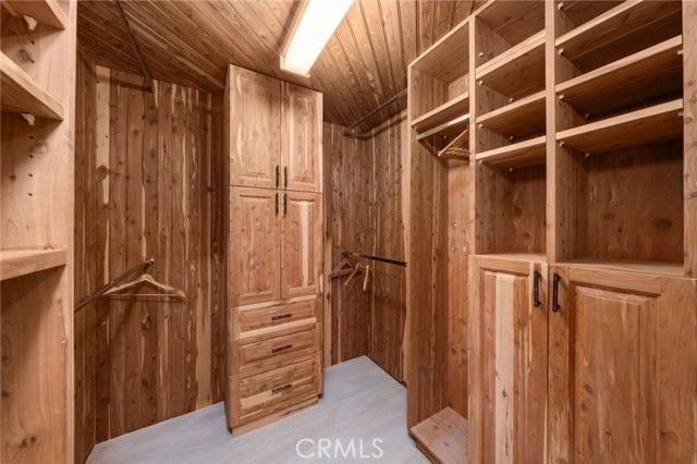 1922 Country Club Lane, Redlands, CA 92373