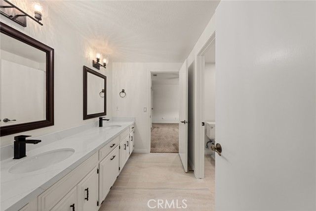 1922 Country Club Lane, Redlands, CA 92373