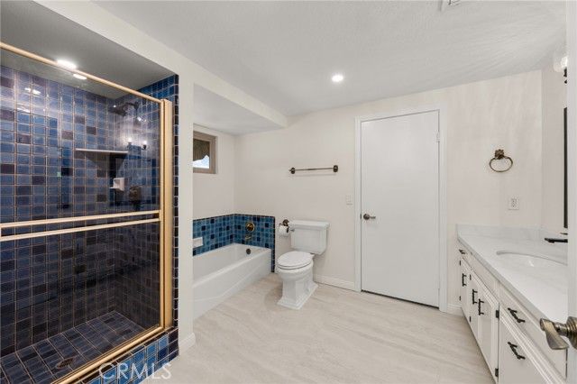 1922 Country Club Lane, Redlands, CA 92373