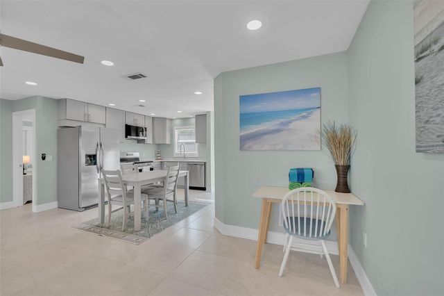 713 SAINT JUDES DRIVE S 2, Longboat Key, FL 34228