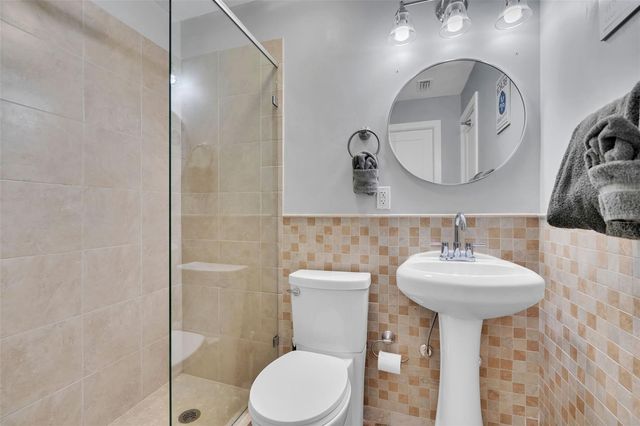 713 SAINT JUDES DRIVE S 2, Longboat Key, FL 34228