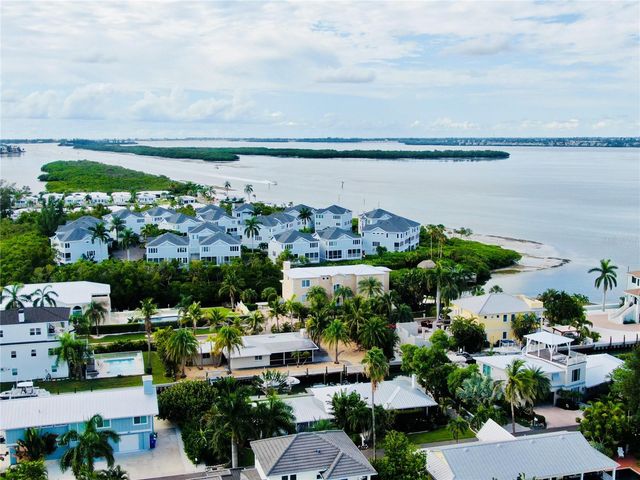 713 SAINT JUDES DRIVE S 2, Longboat Key, FL 34228